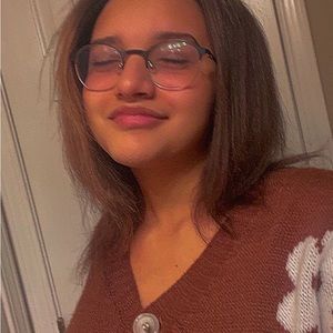 Meet your Posher, Hailey